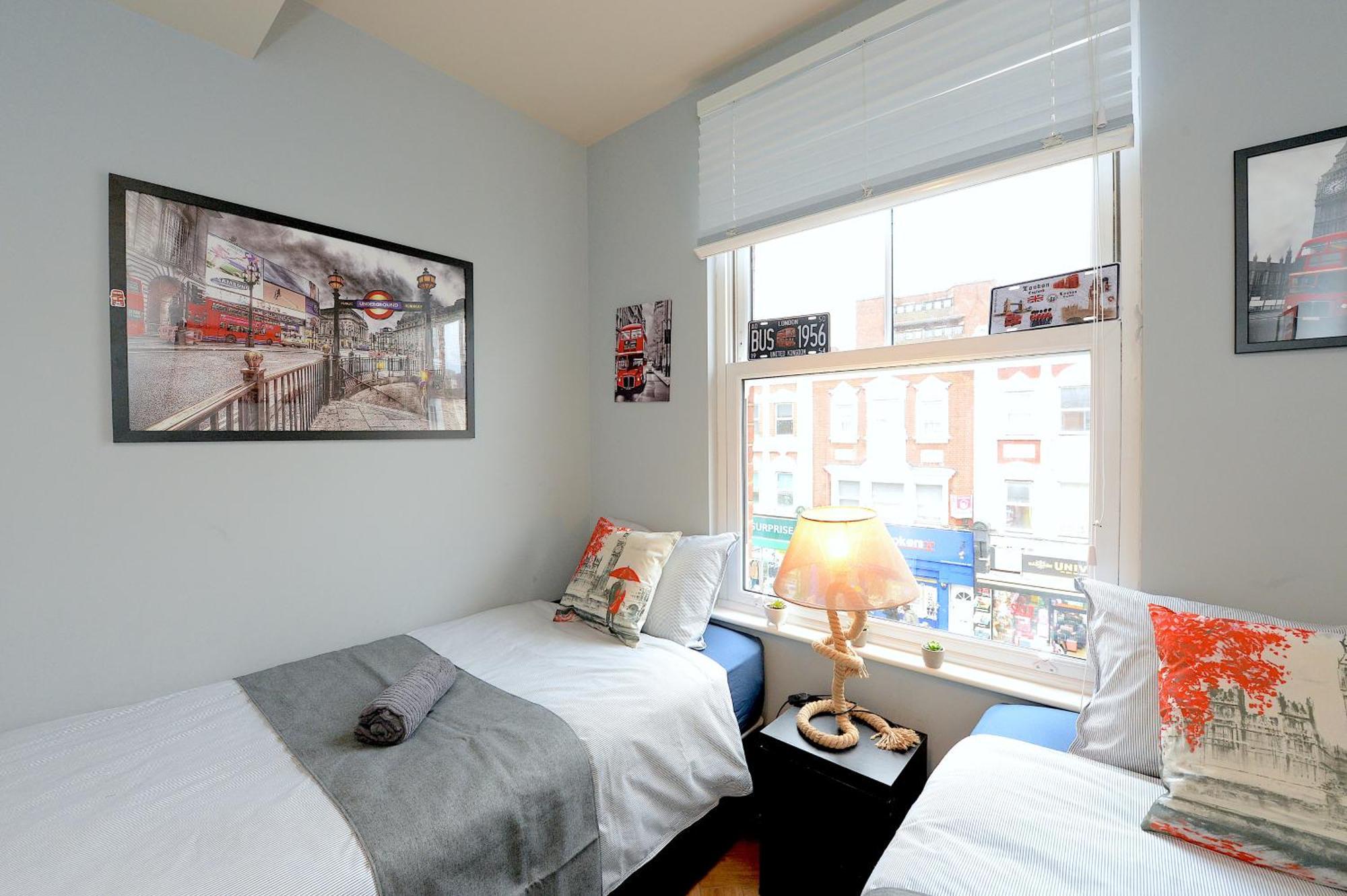 2 Bedroom Flat In Wood Green Piccadilly Line London Kültér fotó