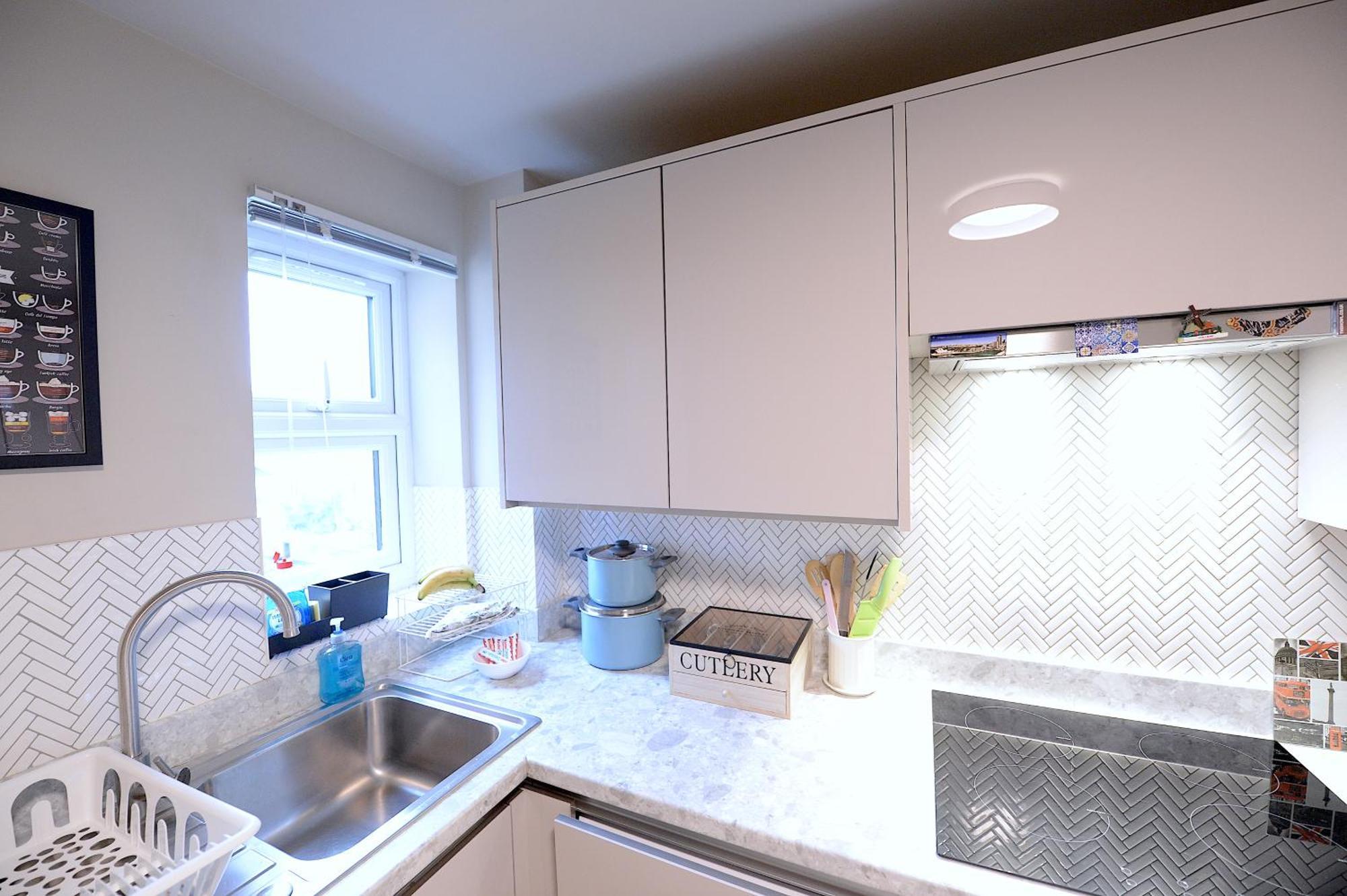 2 Bedroom Flat In Wood Green Piccadilly Line London Kültér fotó